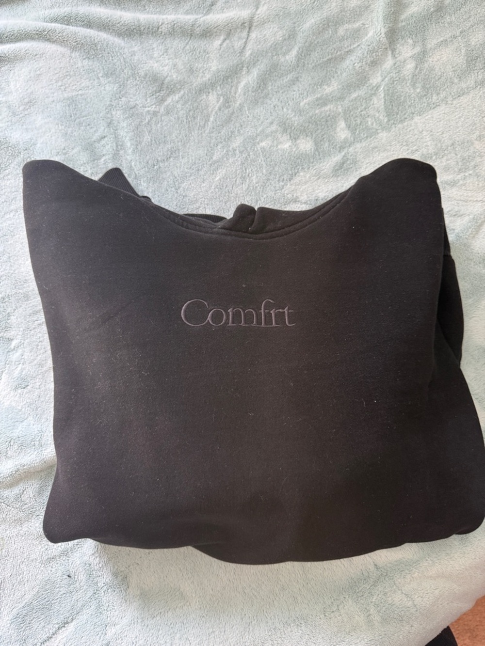 Comfit Women's Black Pullover Hoodie